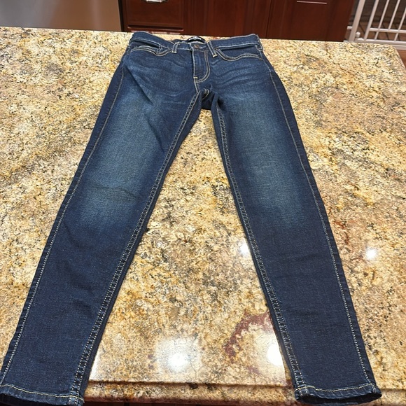 Hollister Men’s Super Skinny Advanced Stretch Dark Wash Jeans Size: 26W x 30 L - Picture 2 of 6